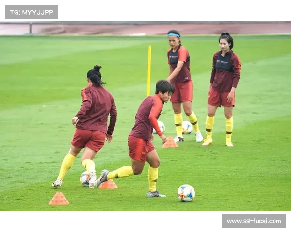 勒克莱尔状态火热连续破百零封迪克梅强势晋级苏格兰公开赛资格赛次轮